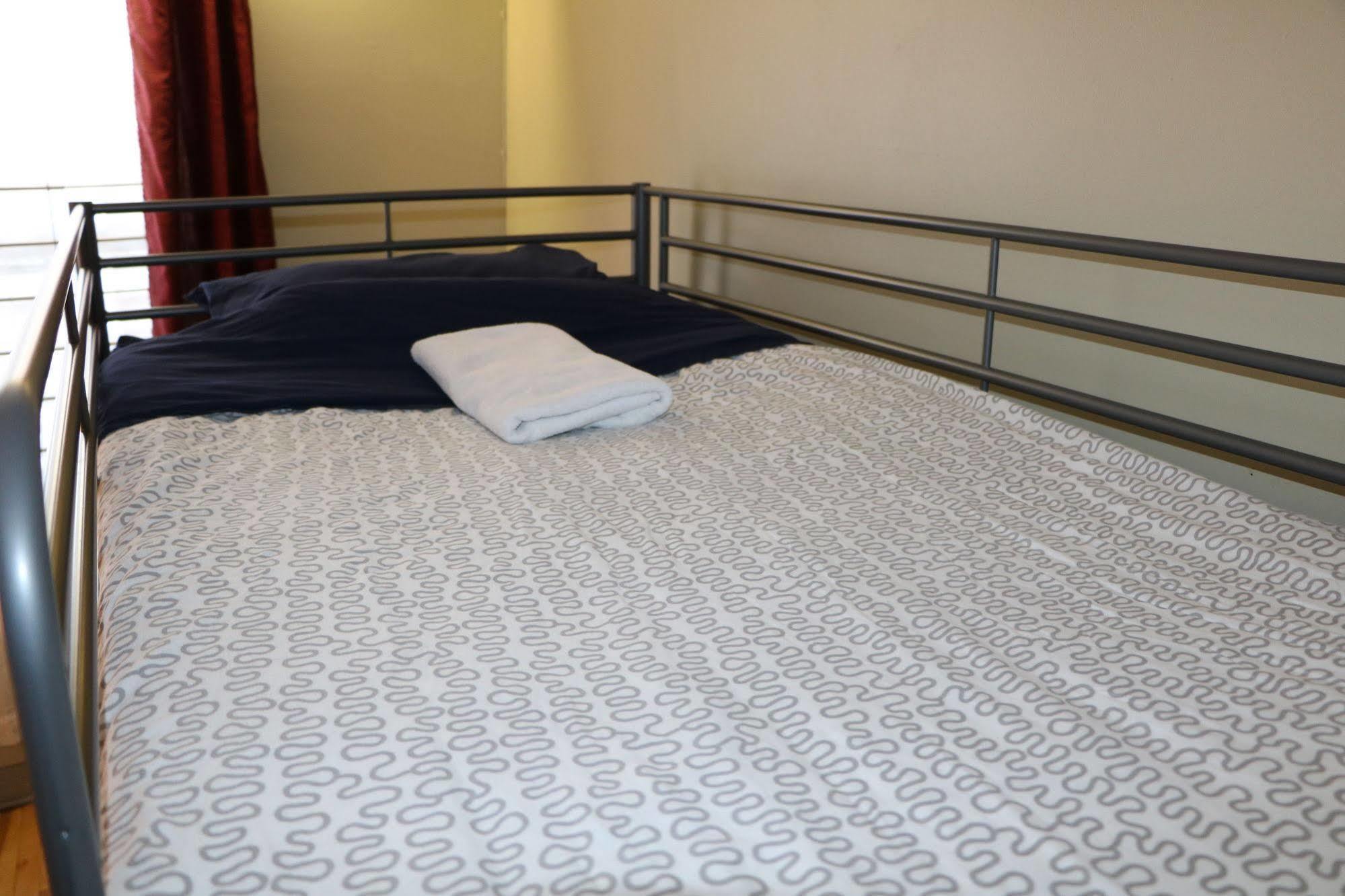 Auberge Reboot Hostel 蒙特利尔 外观 照片
