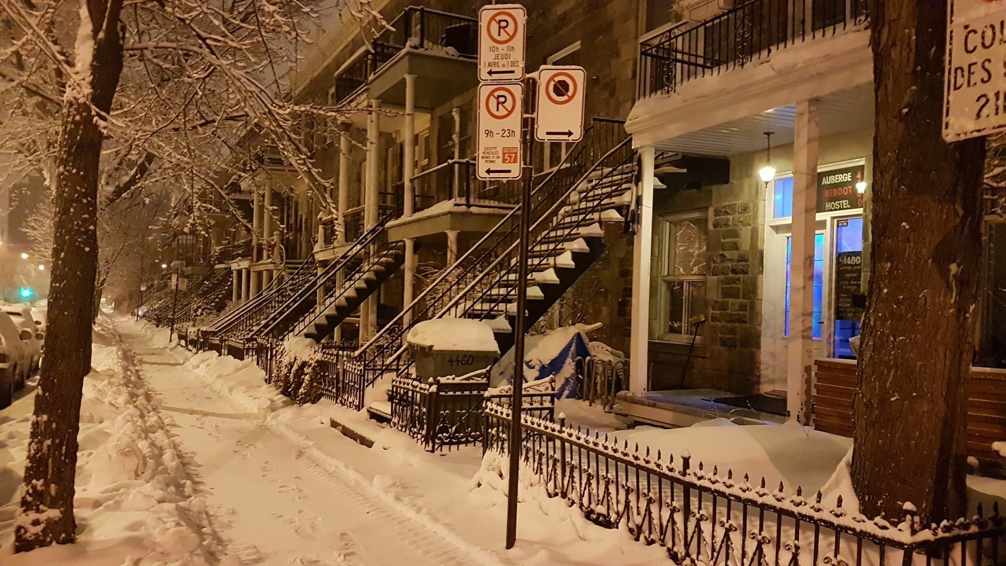 Auberge Reboot Hostel 蒙特利尔 外观 照片