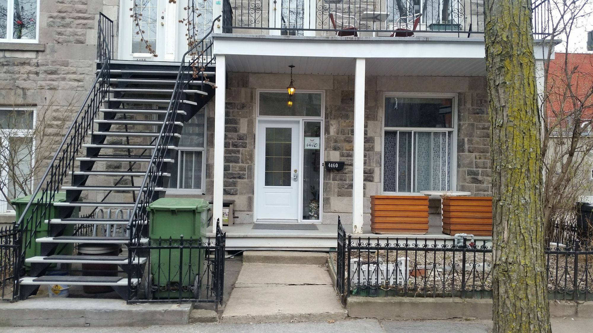 Auberge Reboot Hostel 蒙特利尔 外观 照片